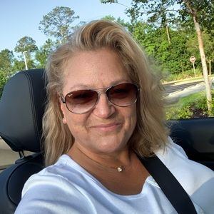 Meet your Posher, Marina